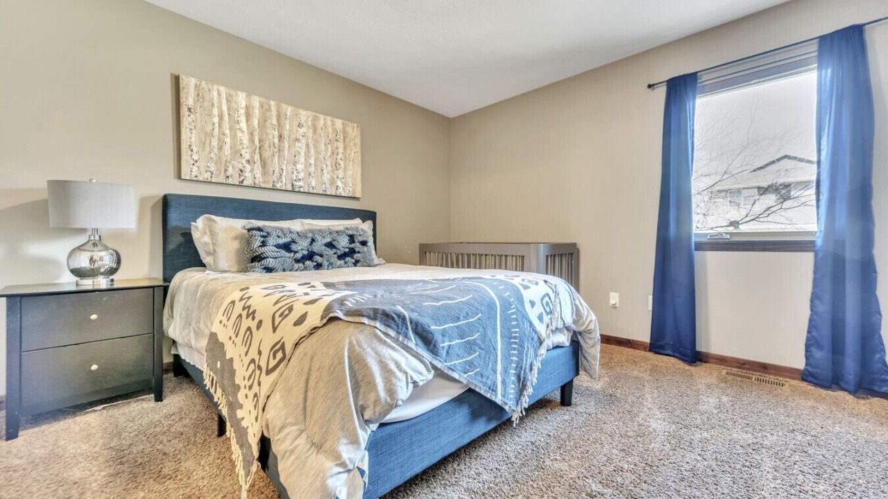 Photo of Bedroom in Spirit Lake