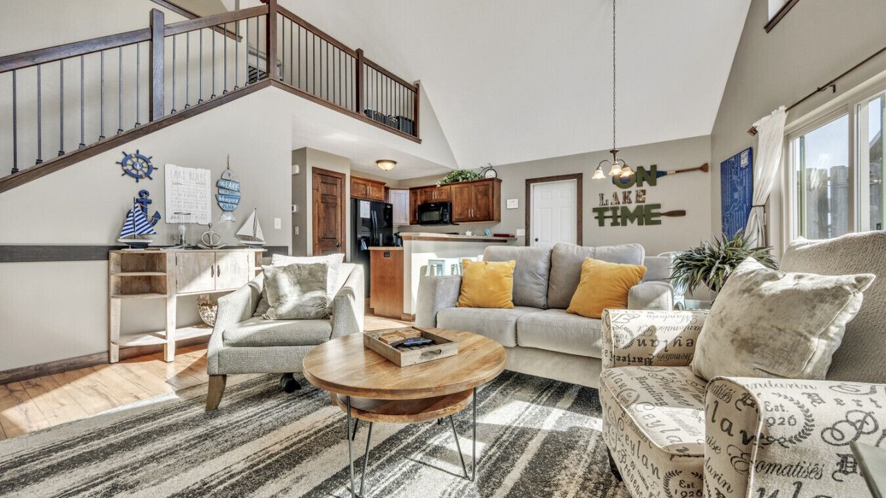 Photo of Livingroom in Spirit Lake