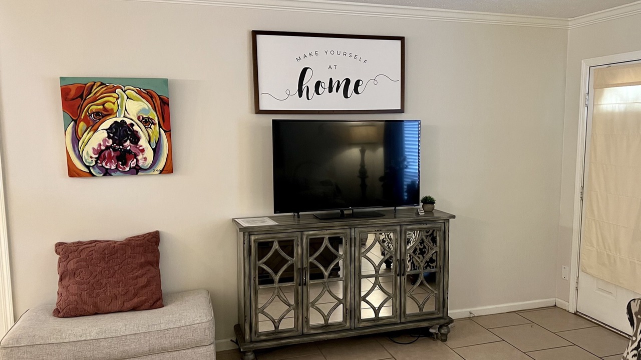 Photo of Livingroom in Starkville
