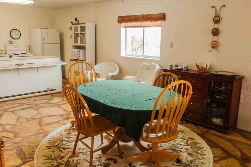 Photo of Livingroom in Brewster County