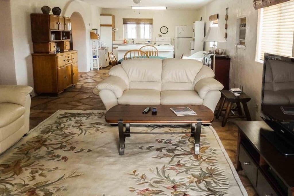 Photo of Livingroom in Brewster County