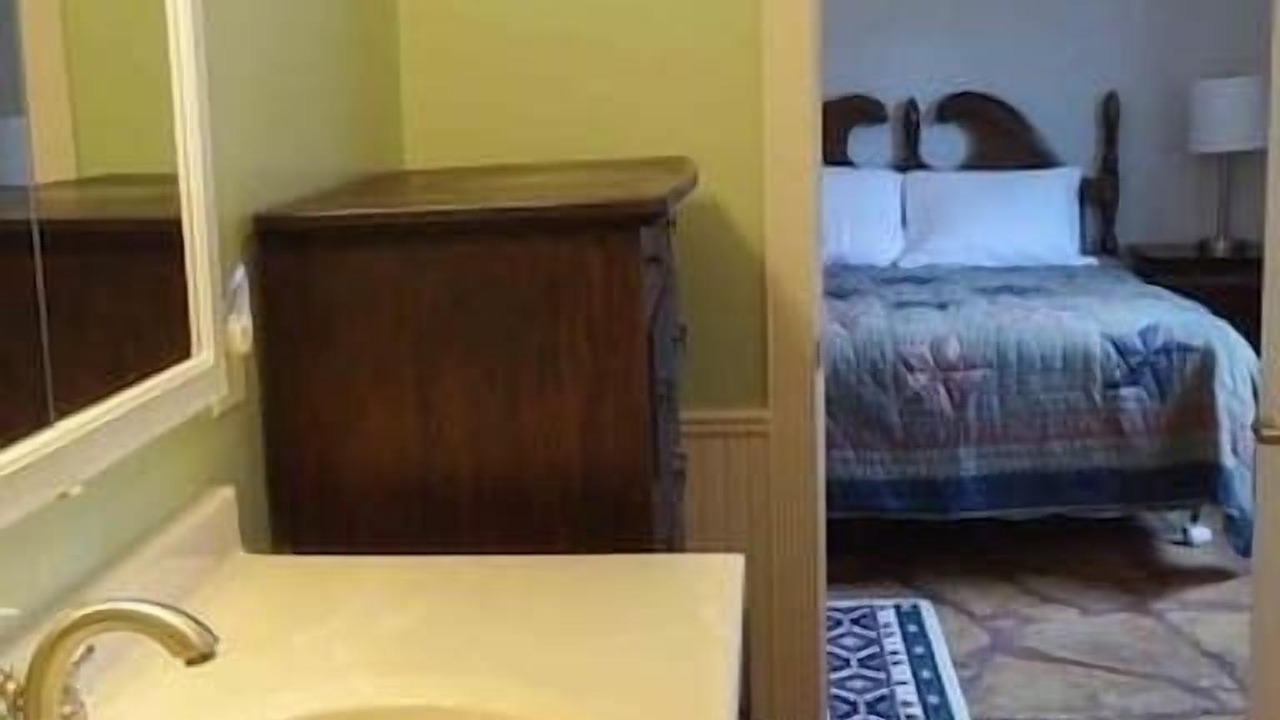 Photo of Bathroom in Brewster County