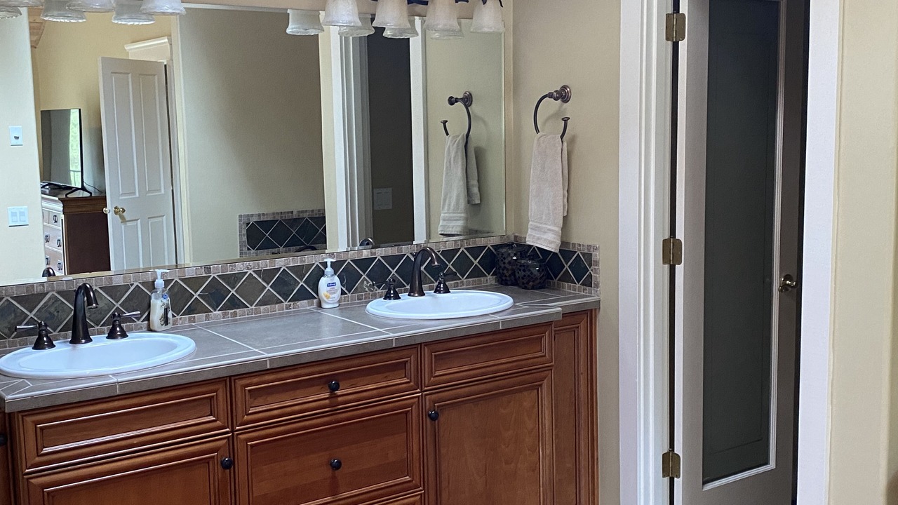 Photo of Bathroom in Deer Park