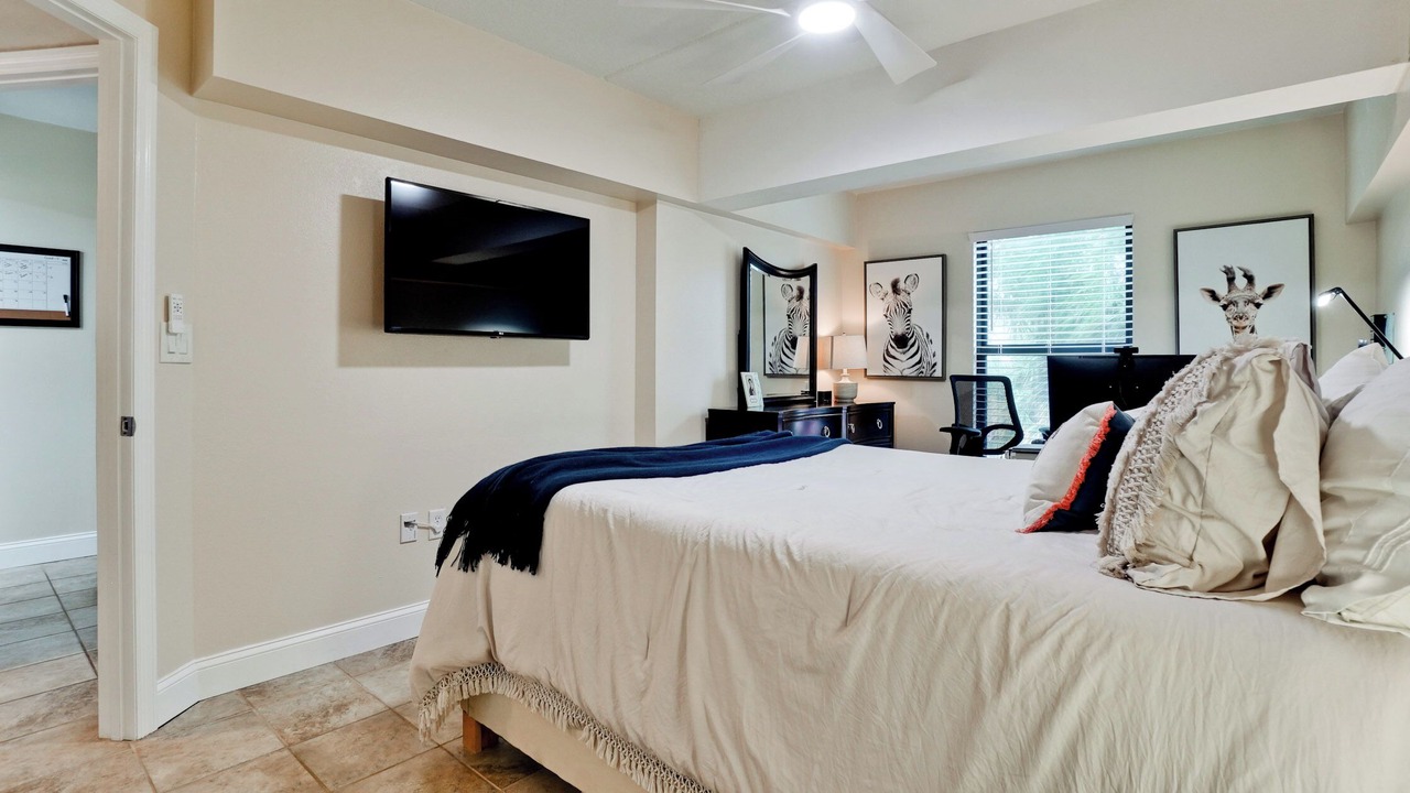 Photo of Bedroom in Bradenton Beach