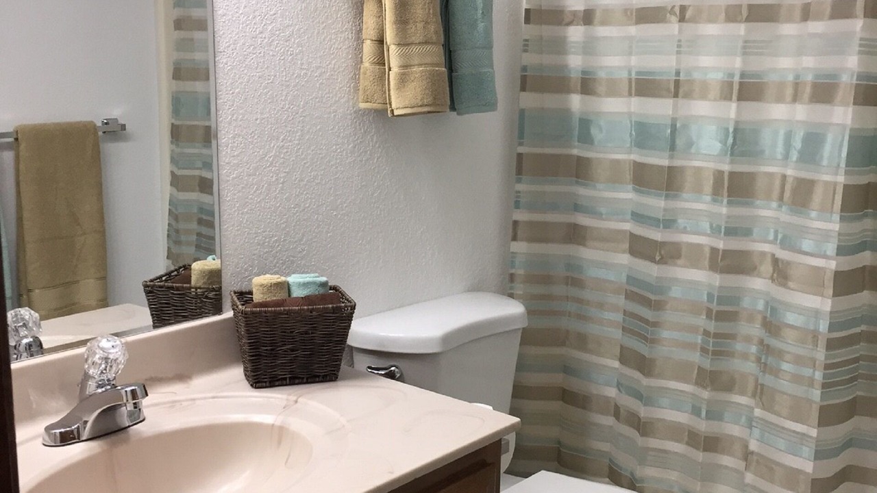 Photo of Bathroom in Alamogordo