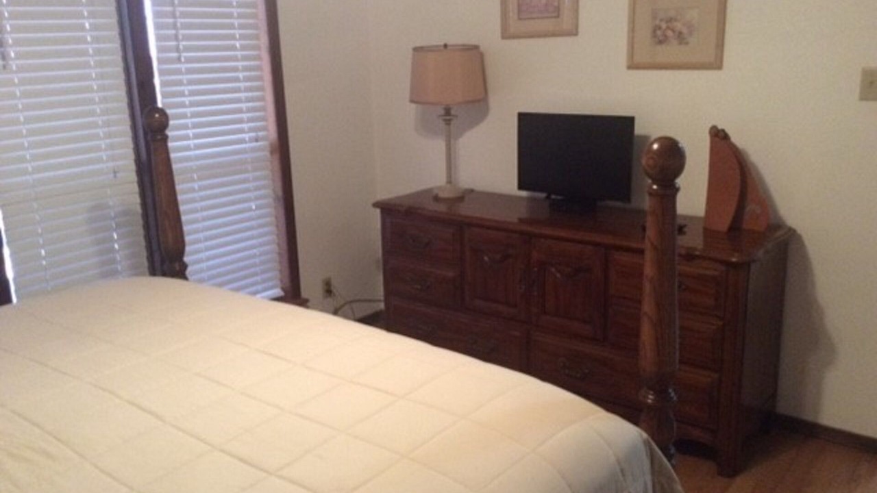 Photo of Bedroom in Alamogordo