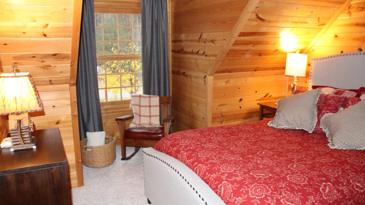 Photo of Bedroom in Saugatuck