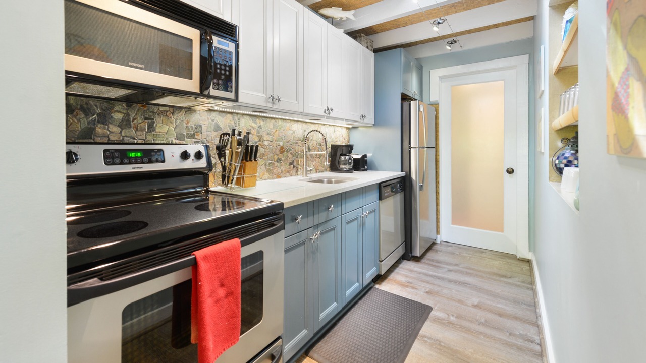 Photo of Kitchen in Historic Seaport