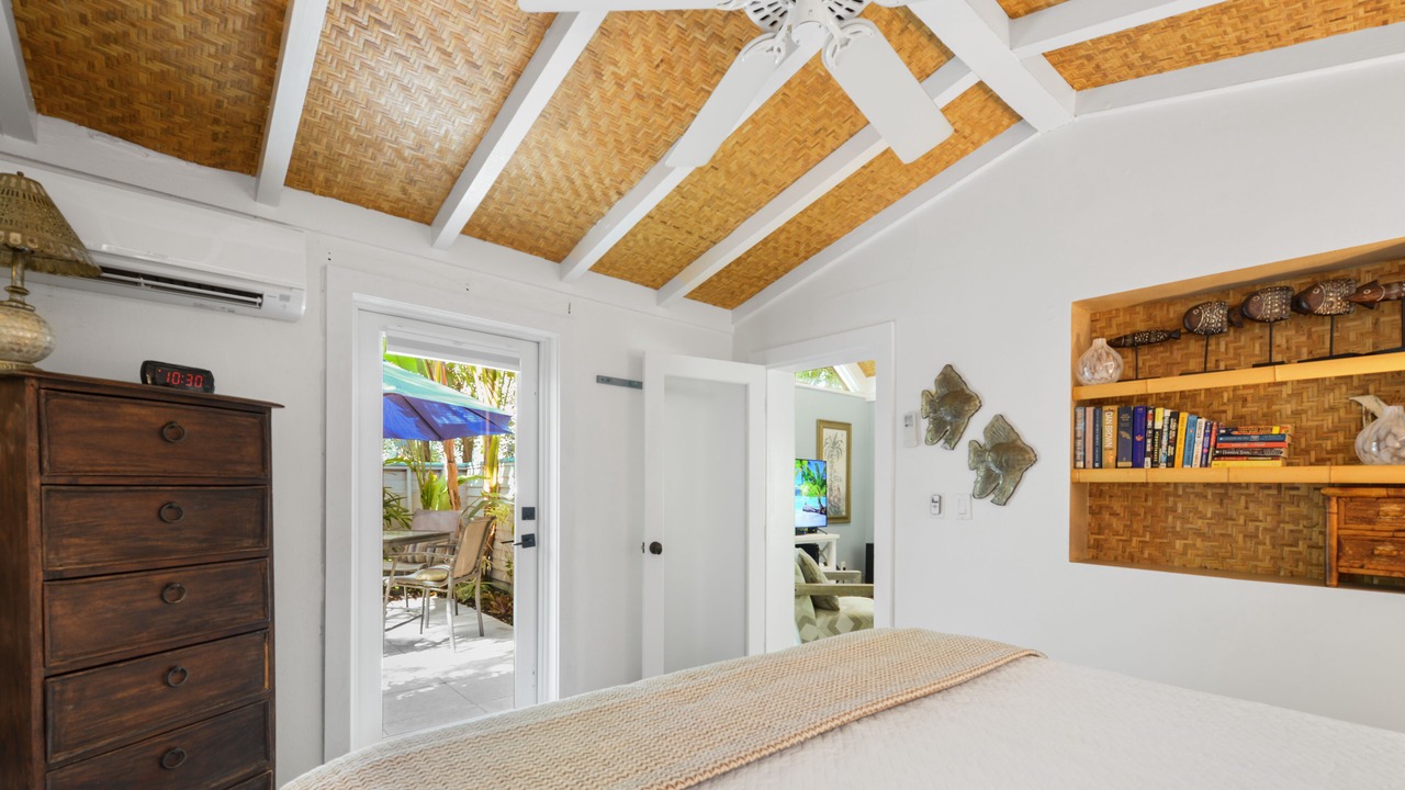 Photo of Bedroom in Historic Seaport