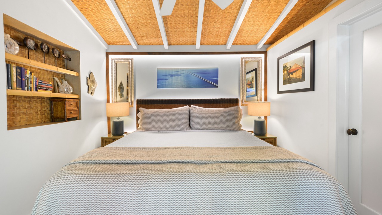 Photo of Bedroom in Historic Seaport