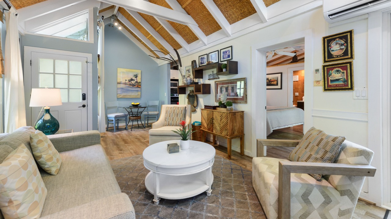 Photo of Livingroom in Historic Seaport