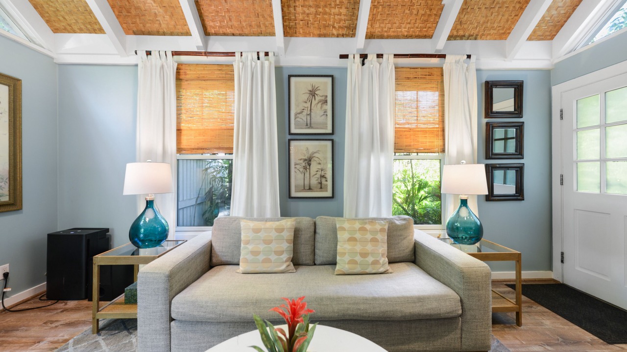 Photo of Livingroom in Historic Seaport