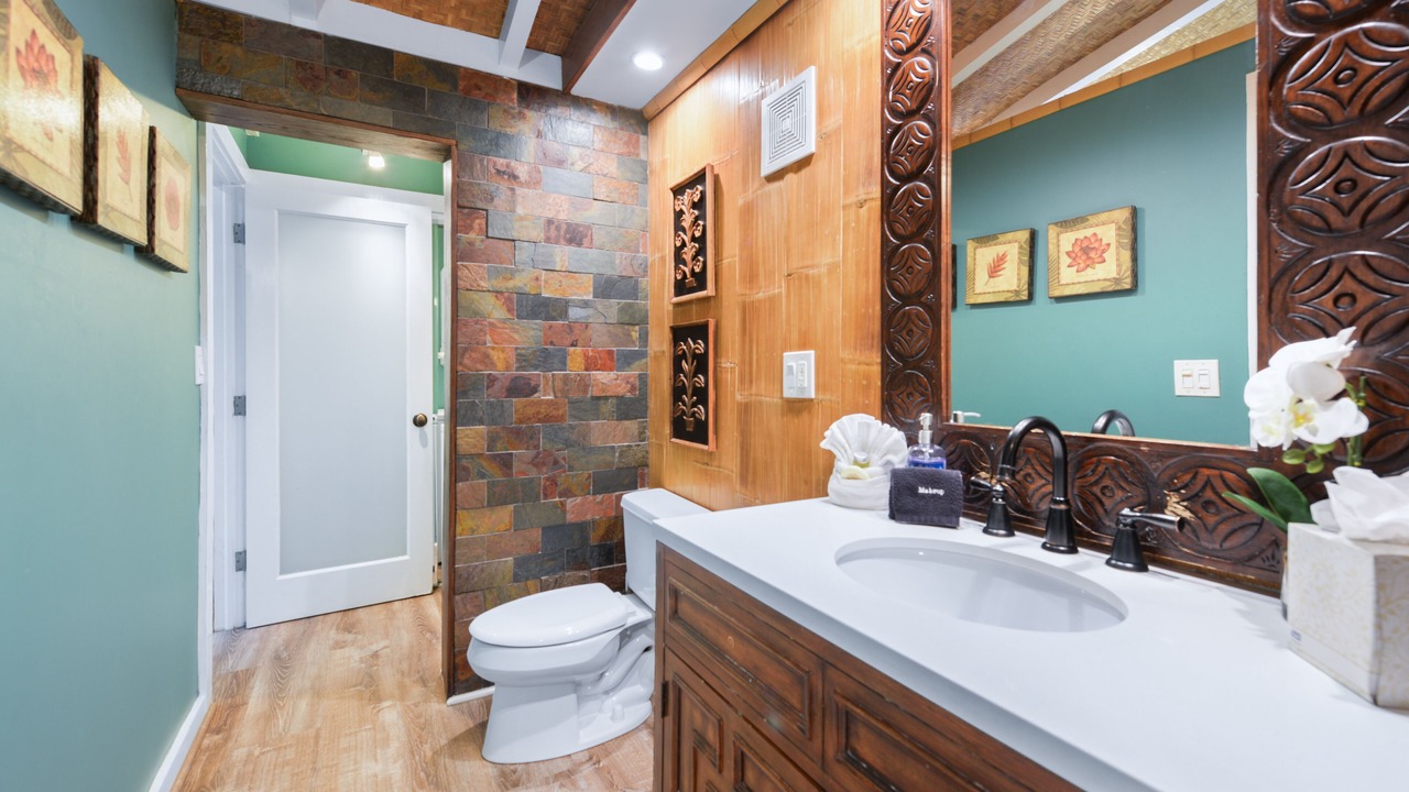 Photo of Bathroom in Historic Seaport