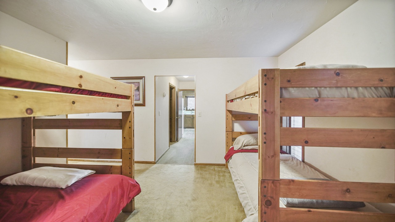Photo of Bedroom in Dennis