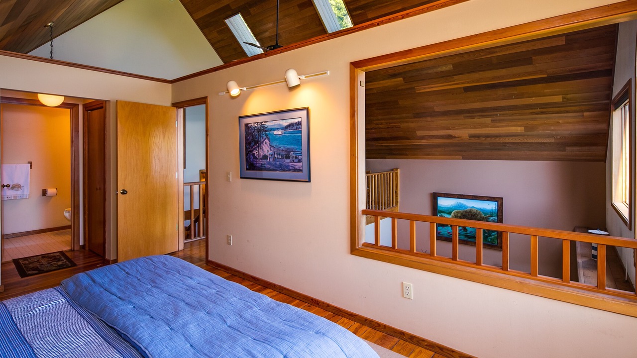 Photo of Bedroom in Sudden Valley