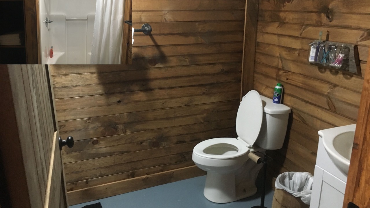 Photo of Bathroom in Burkesville