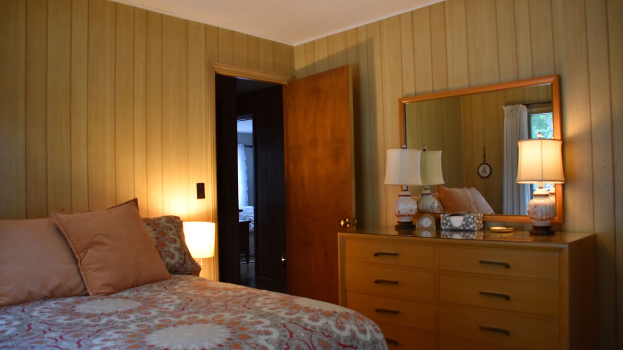 Photo of Bedroom in Macatawa