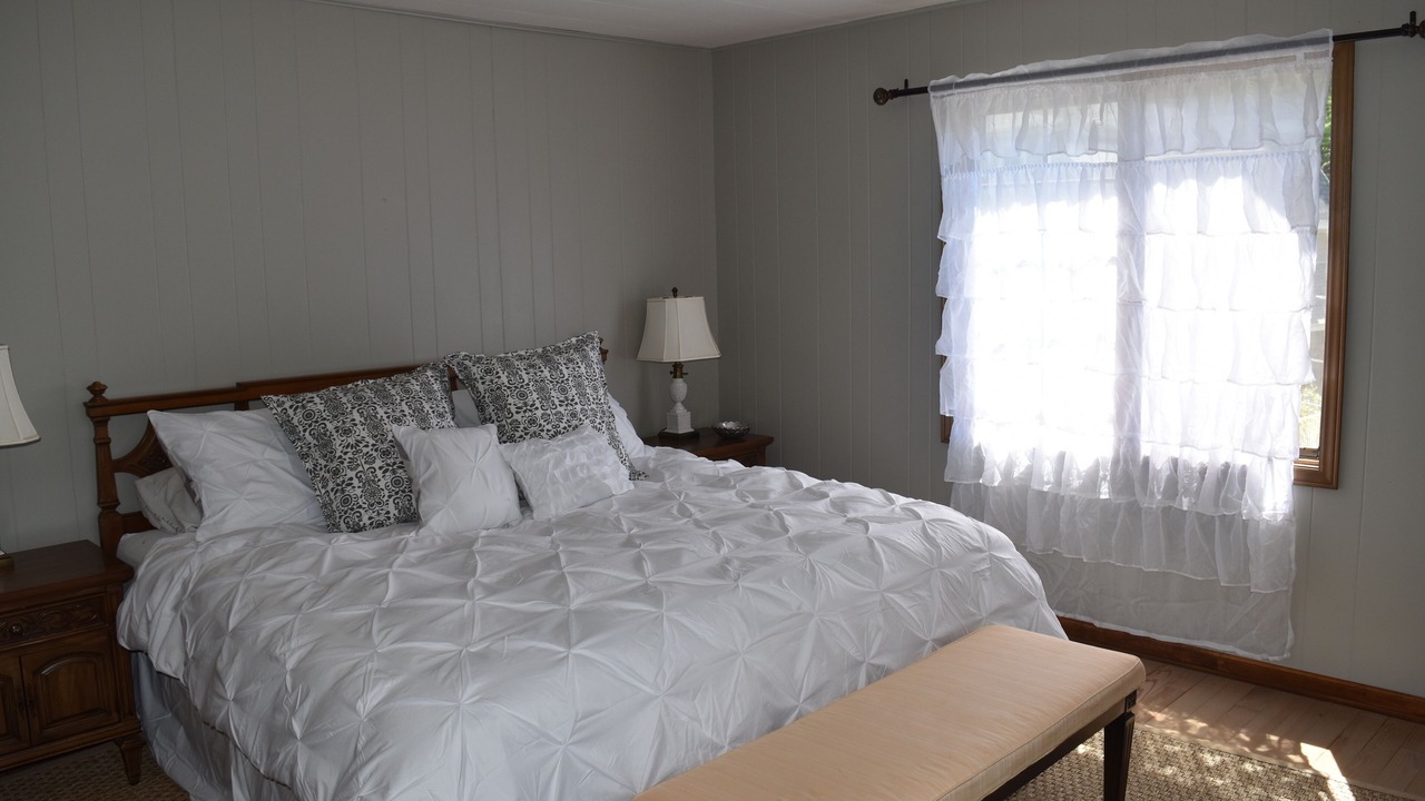 Photo of Bedroom in Macatawa