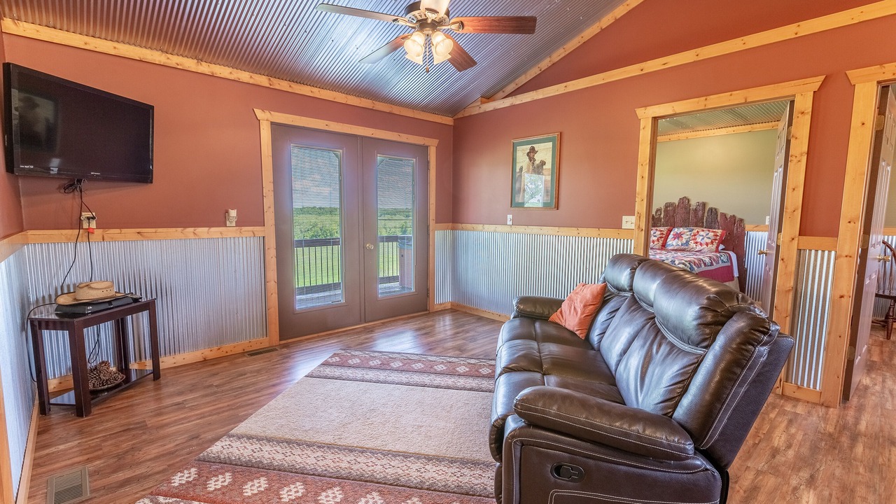 Photo of Livingroom in Steelville