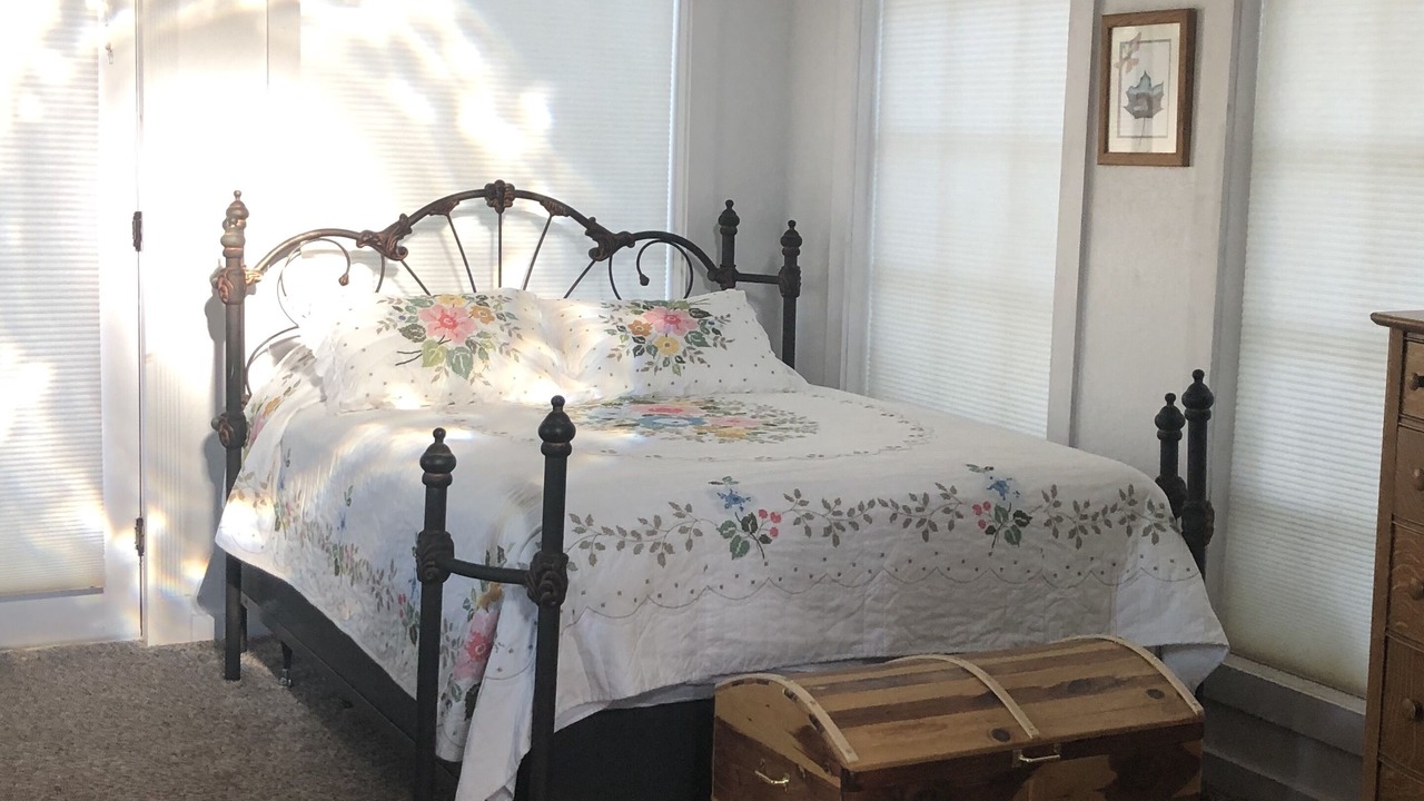 Photo of Bedroom in Mimbres