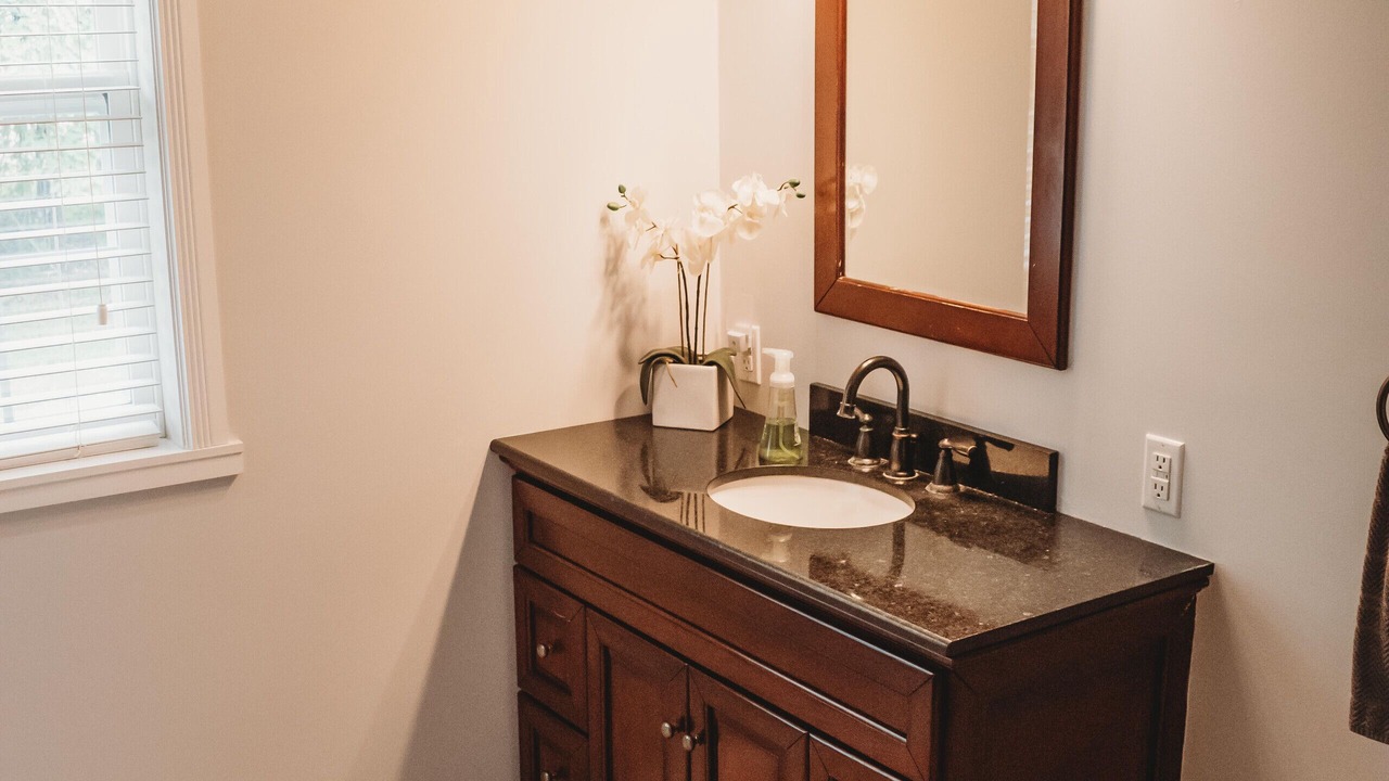 Photo of Bathroom in Saint David