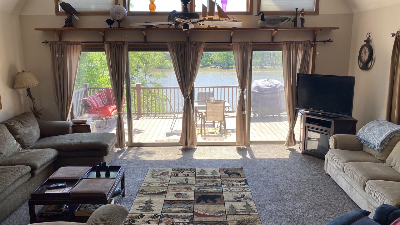 Photo of Livingroom in Harpers Ferry