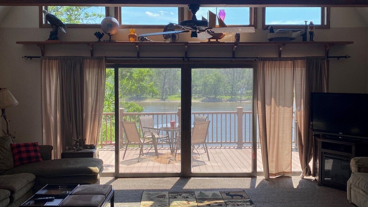 Photo of Livingroom in Harpers Ferry