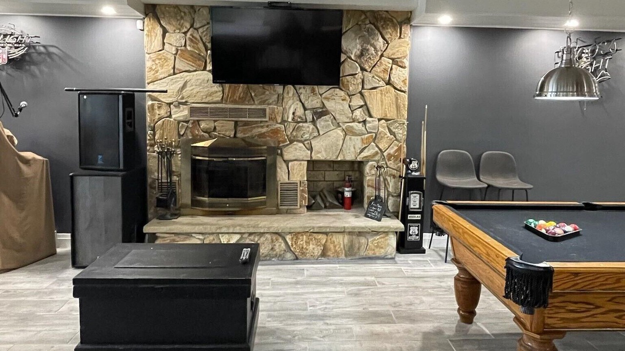 Photo of Livingroom in Fancher