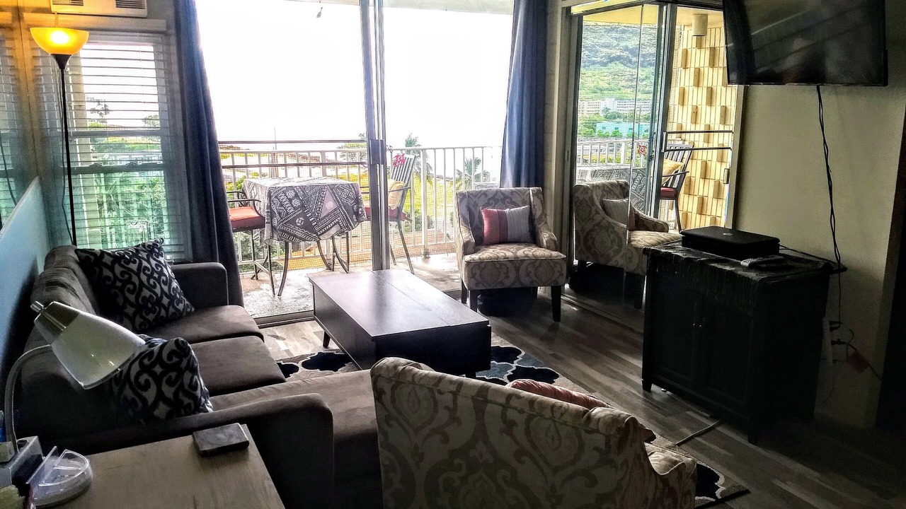 Photo of Livingroom in Waianae