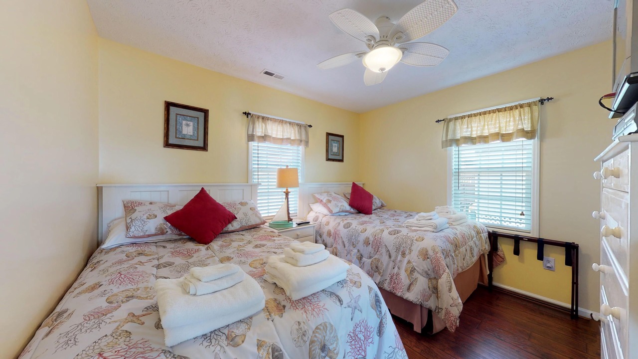 Photo of Bedroom in Emerald Isle
