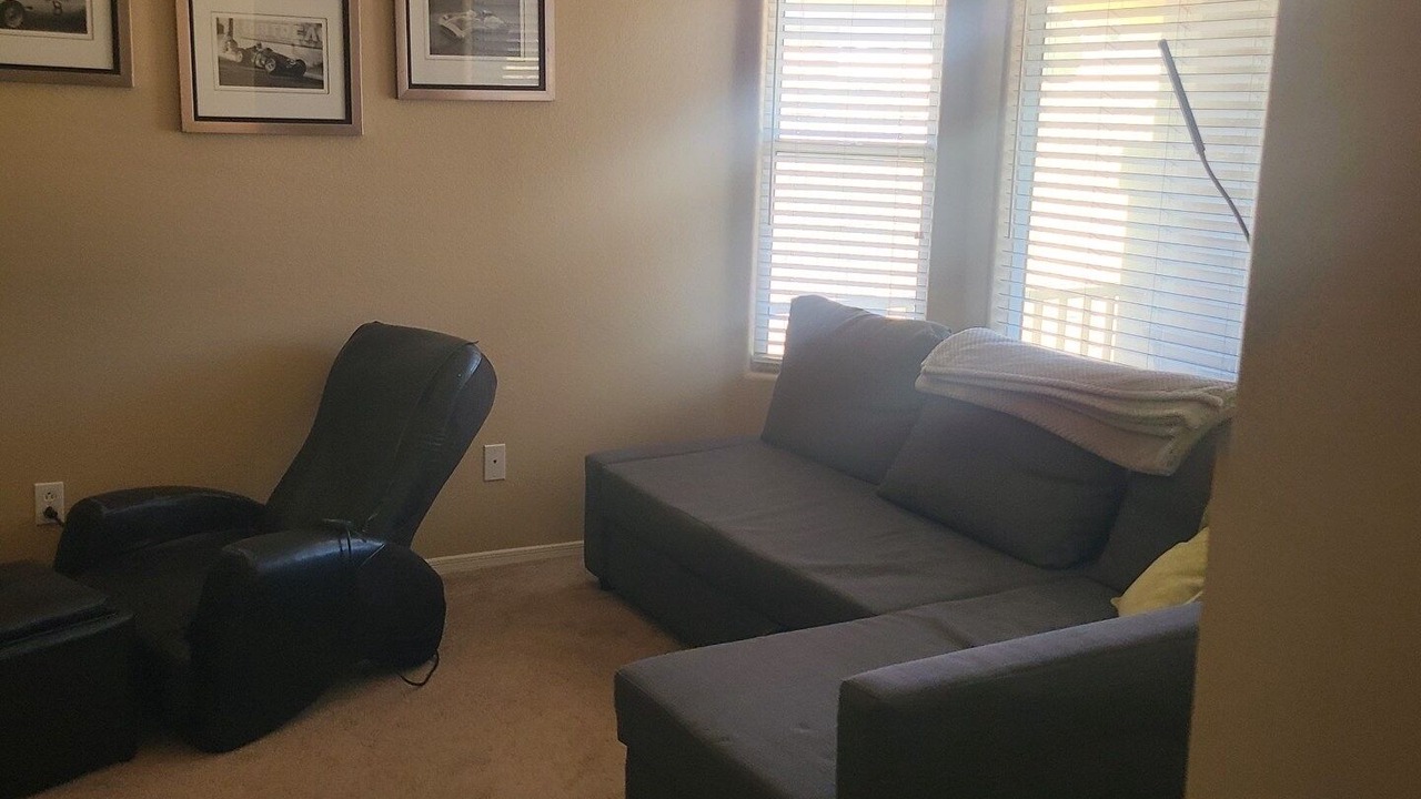 Photo of Livingroom in Coldwater Springs
