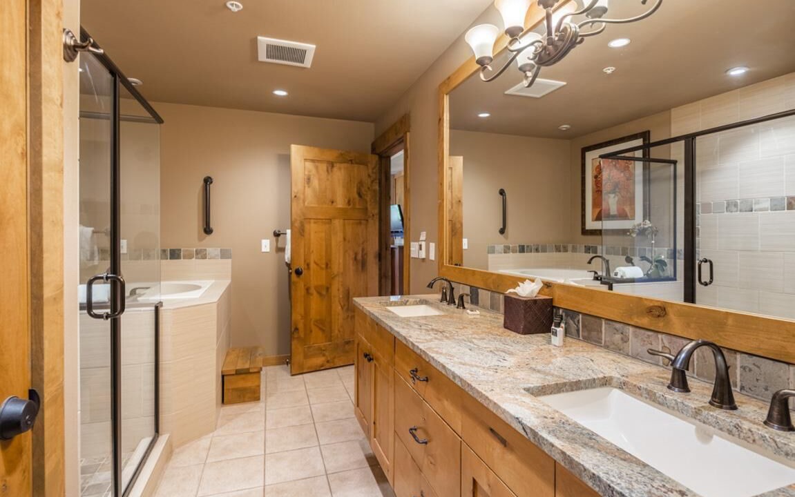 Photo of Bathroom in Cle Elum