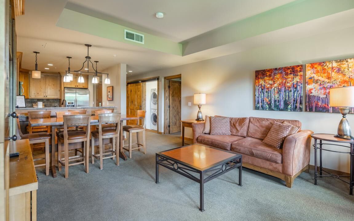 Photo of Livingroom in Cle Elum