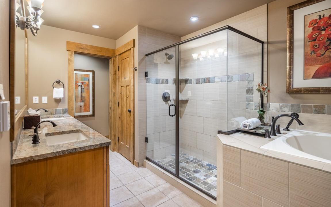 Photo of Bathroom in Cle Elum