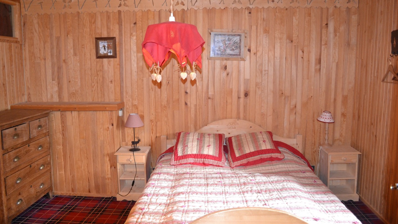 Photo of Bedroom in Bagneres-de-Luchon