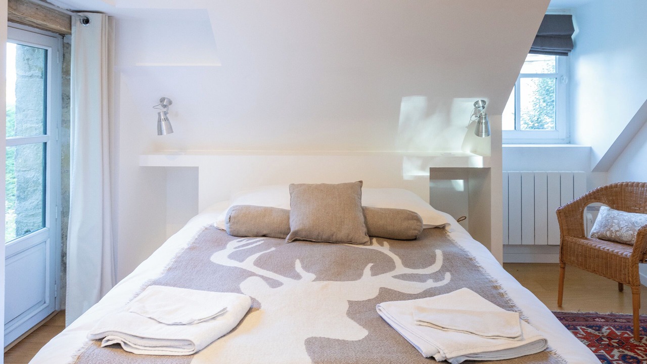 Photo of Bedroom in Rochecorbon