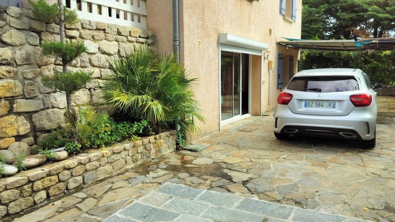 Photo of Outdoor in Aubenas