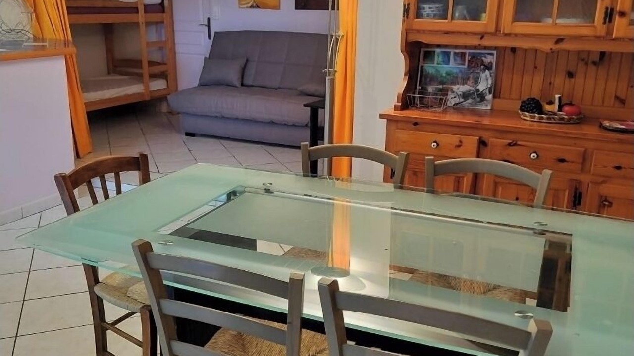 Photo of Livingroom in Aubenas