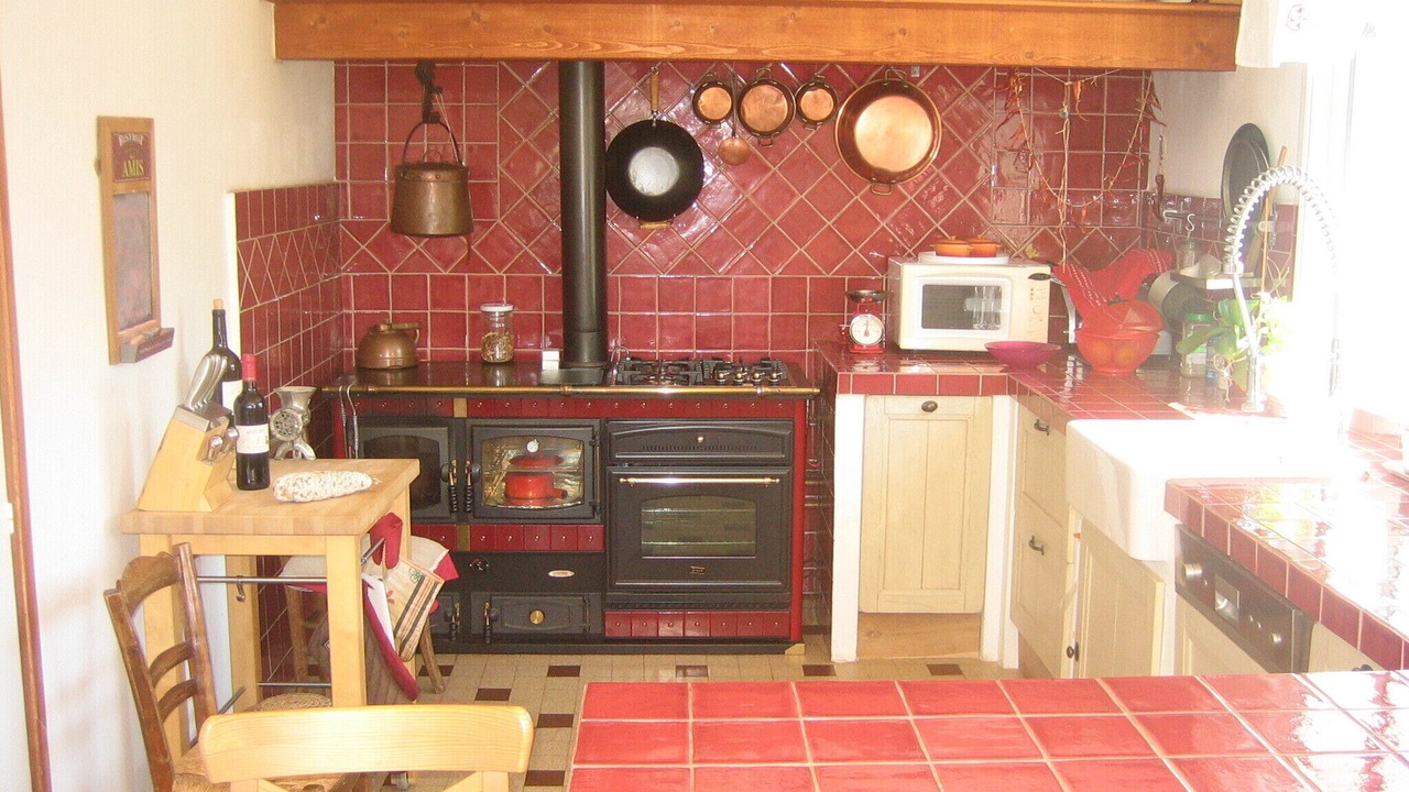 Photo of Kitchen in Saint-Pierre-de-Colombier