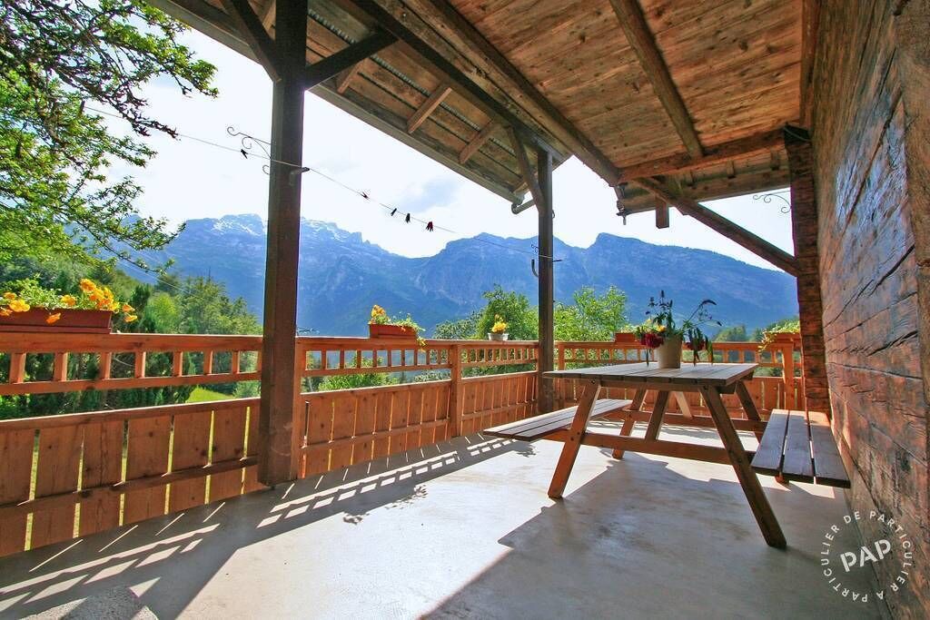 Photo of Outdoor in Thones