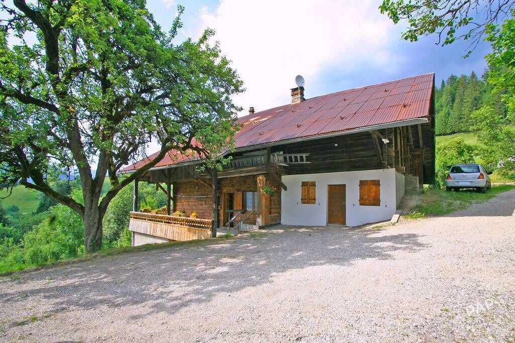 Photo of Outdoor in Thones