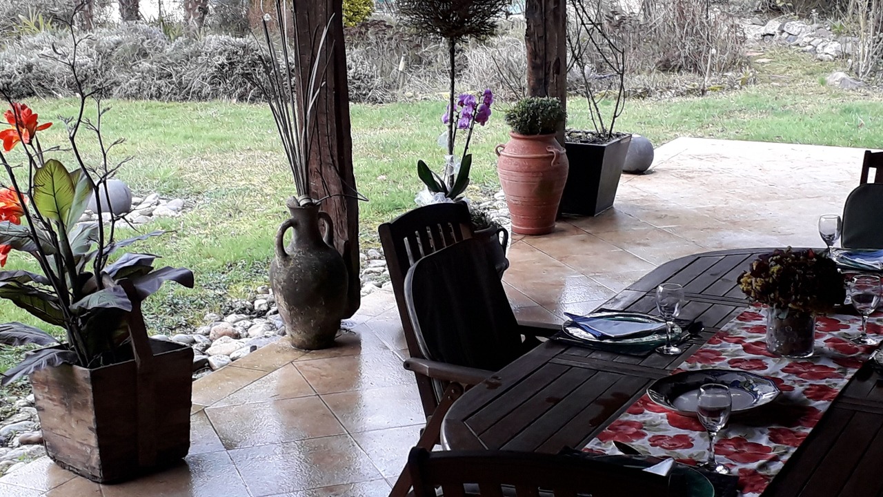 Photo of Outdoor in Anan