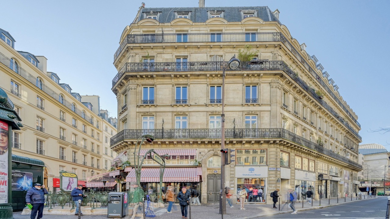Photo of Others in Les Halles