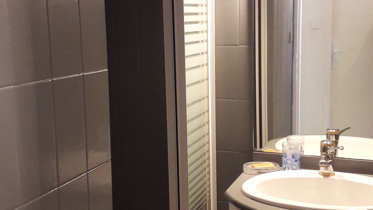 Photo of Bathroom in Le Grau-Du-Roi