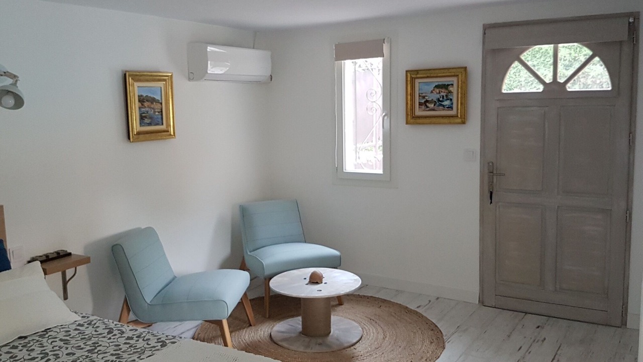 Photo of Bedroom in Sausset-les-Pins