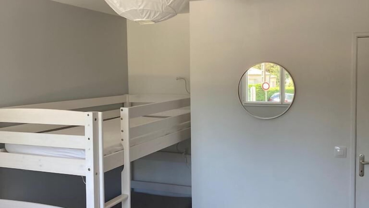 Photo of Bedroom in Saint-Michel-Chef-Chef