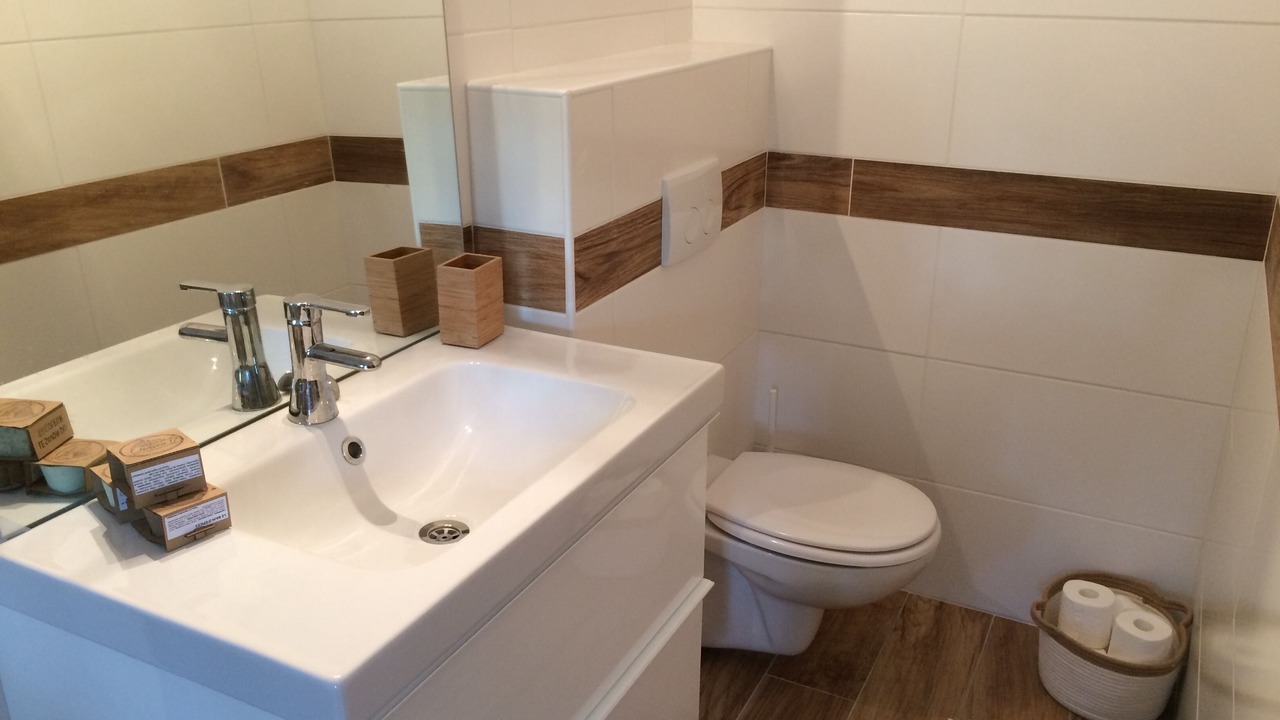 Photo of Bathroom in Labastide-de-Virac