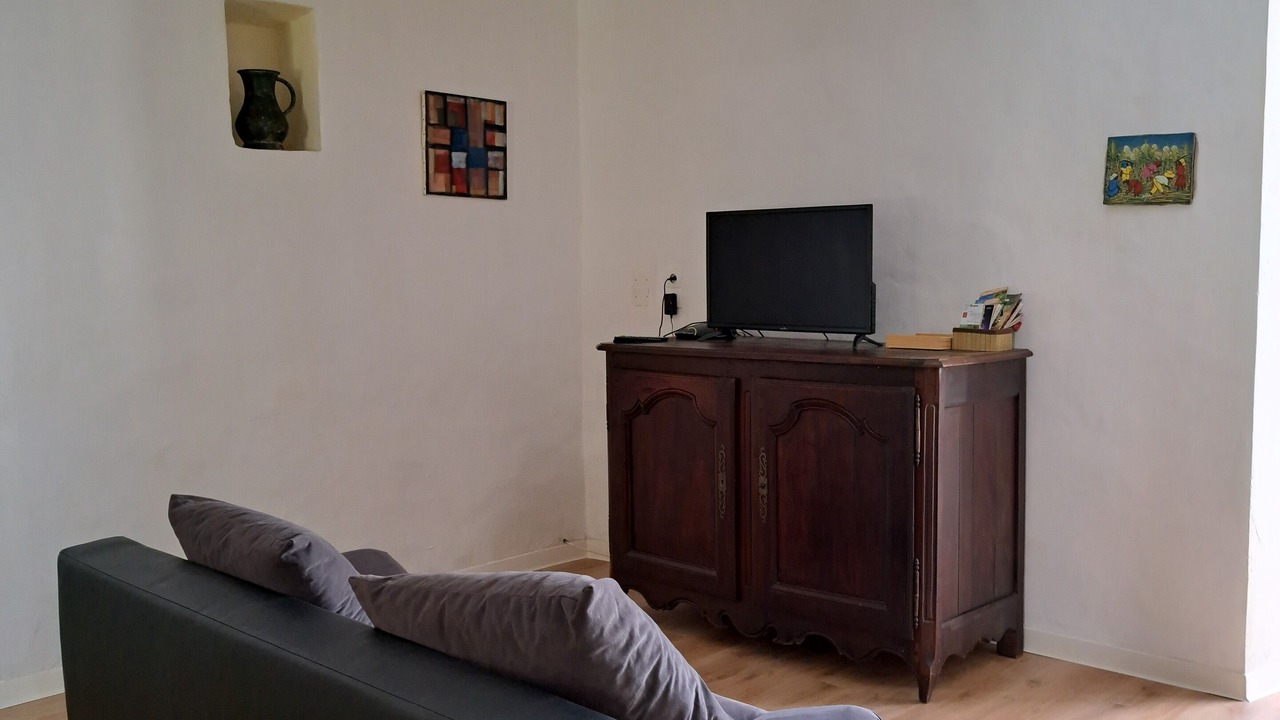 Photo of Livingroom in Thoiras