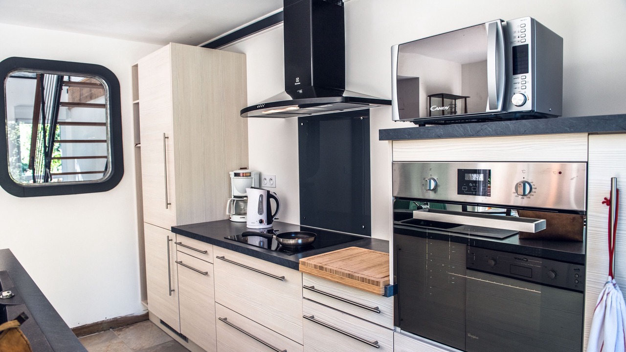 Photo of Kitchen in Plougoumelen