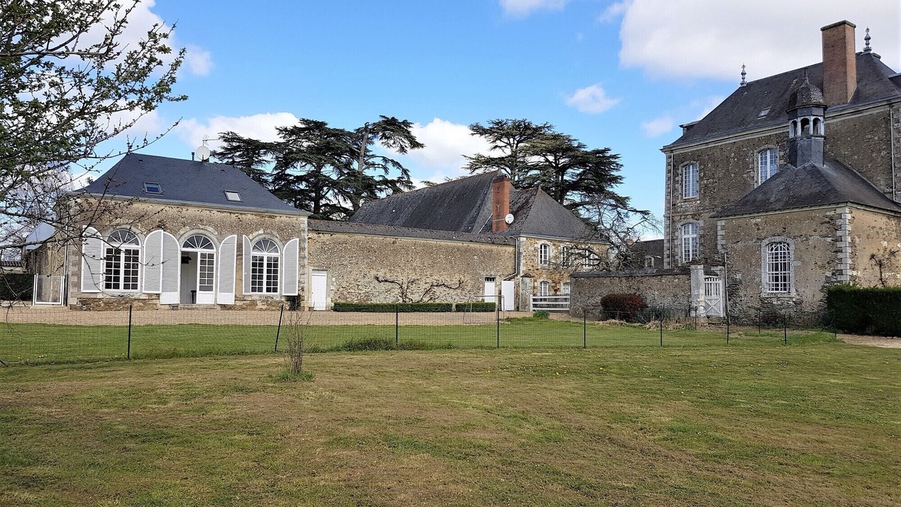 Photo of Outdoor in Longuefuye